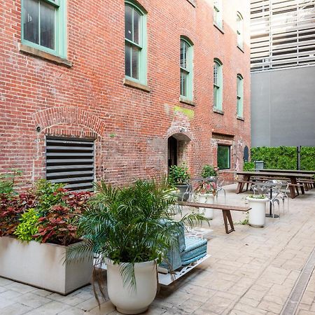 Mint House At The Divine Lorraine Hotel - 필라델피아 외부 사진